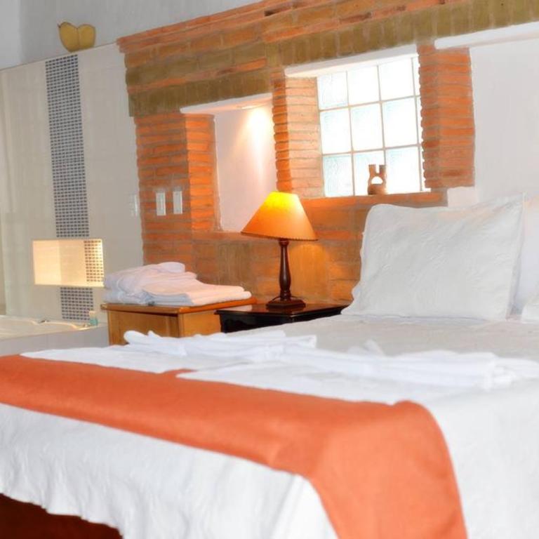 Hotel Los Frayles - Habitación Superior con bañera de hidromasaje - 2