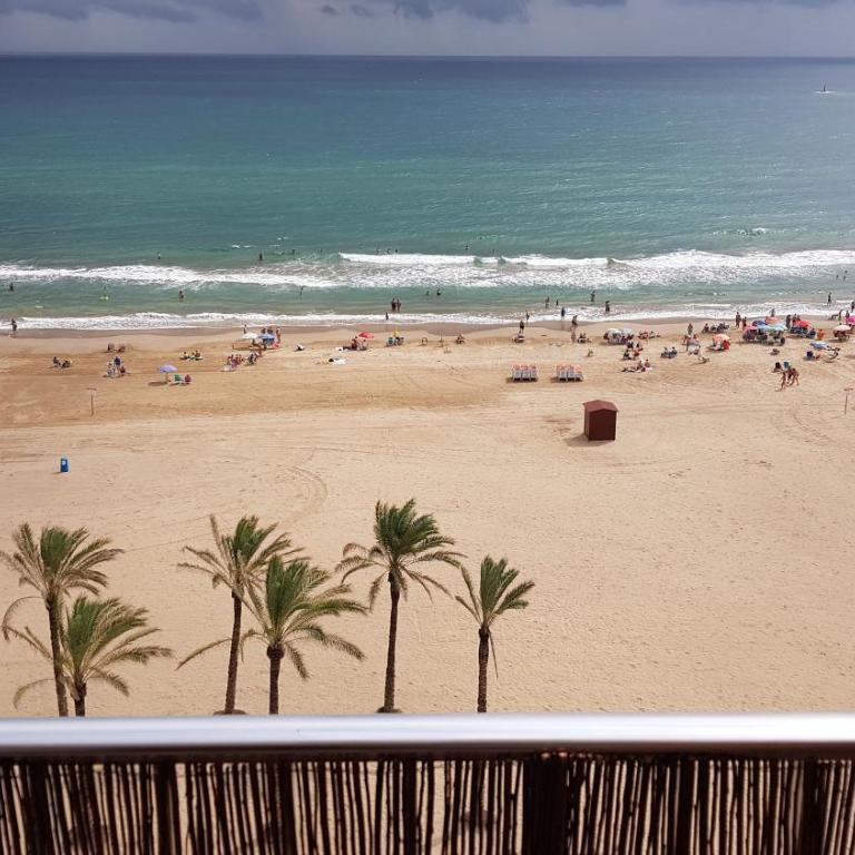 Apartamento de lujo en primera línea de la playa de Cullera con vistas al Castillo - Deluxe Apartment - 1