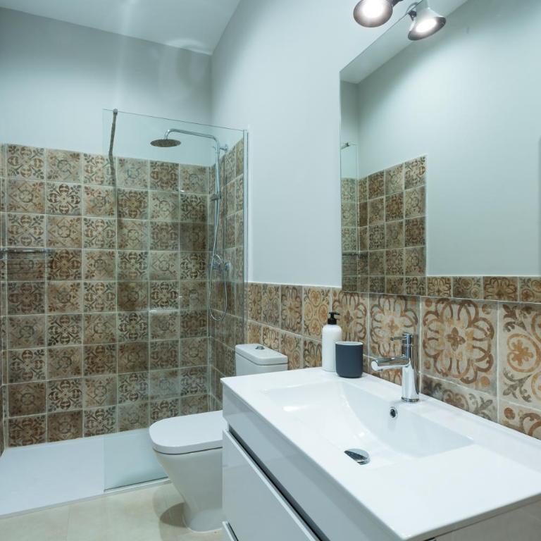 LN Apartamentos Lanza Piscina Parking disponible - LN5 de 2 dormitorios con 2,5 baños. Dúplex Patio Privado. Planta superior. - 2