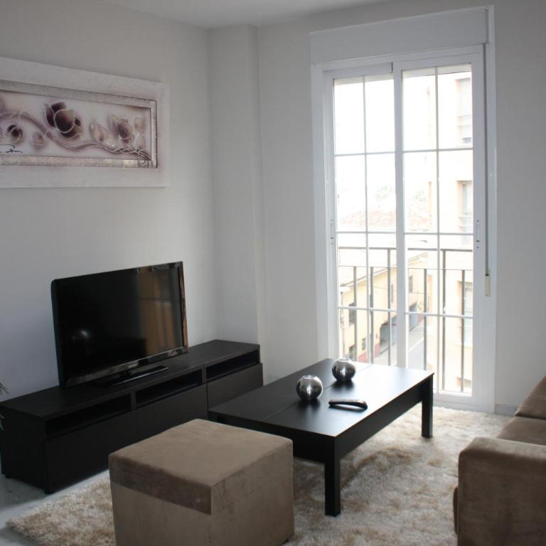 Apartamentos Pinar Málaga Centro - Carretería - Apartamento Dúplex - Mármoles, 32 - 1