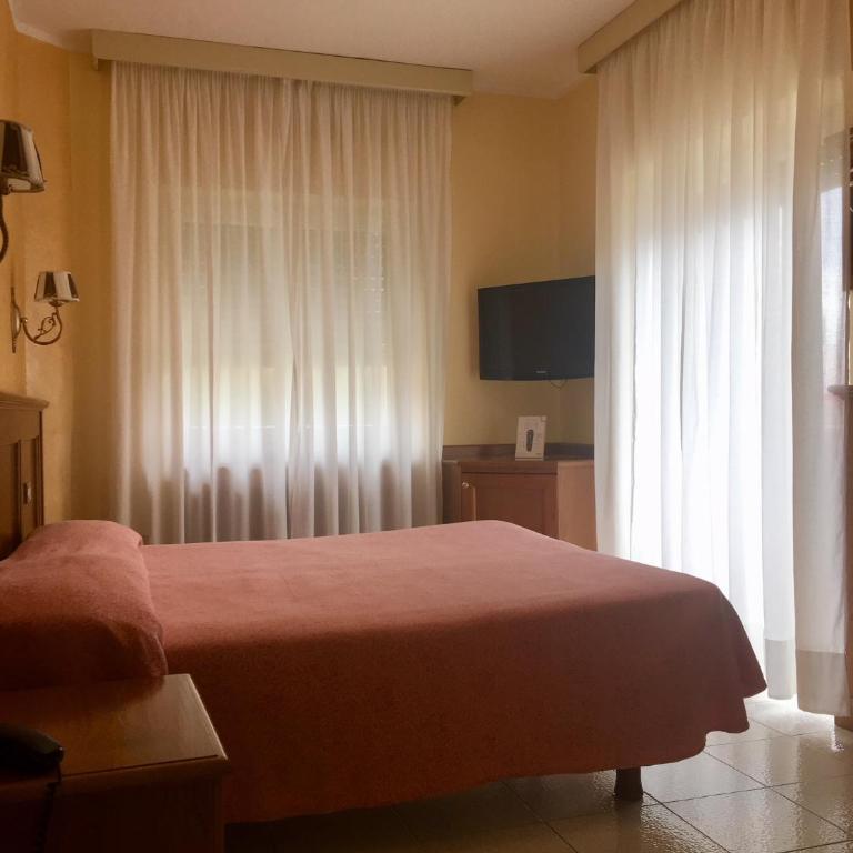 Hotel Sporting - Habitación Doble con balcón - 3