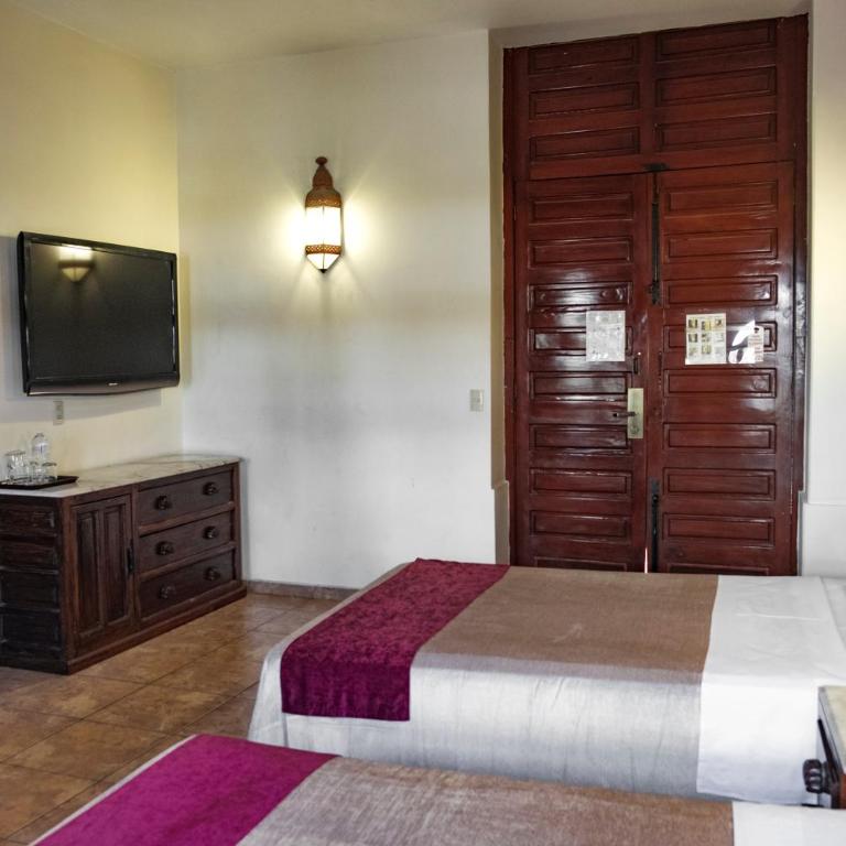 Hotel San Francisco Plaza - Habitación Doble Estándar - 9