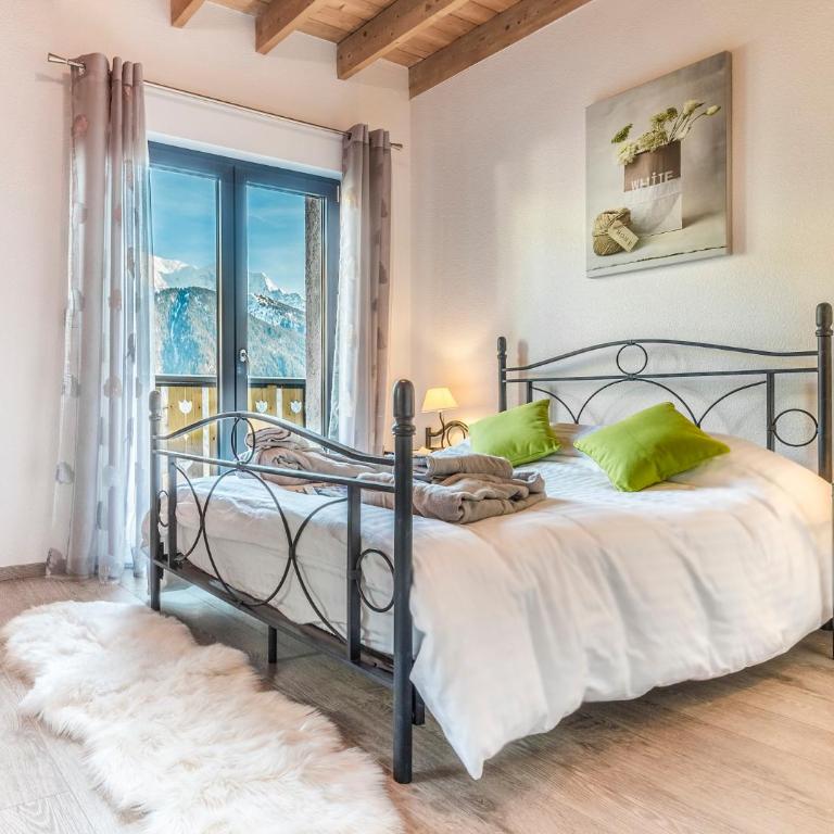 Les Edelweiss Mont-Blanc - Gîte Classé 3 Etoiles - Suite con Vista Montagna - 1