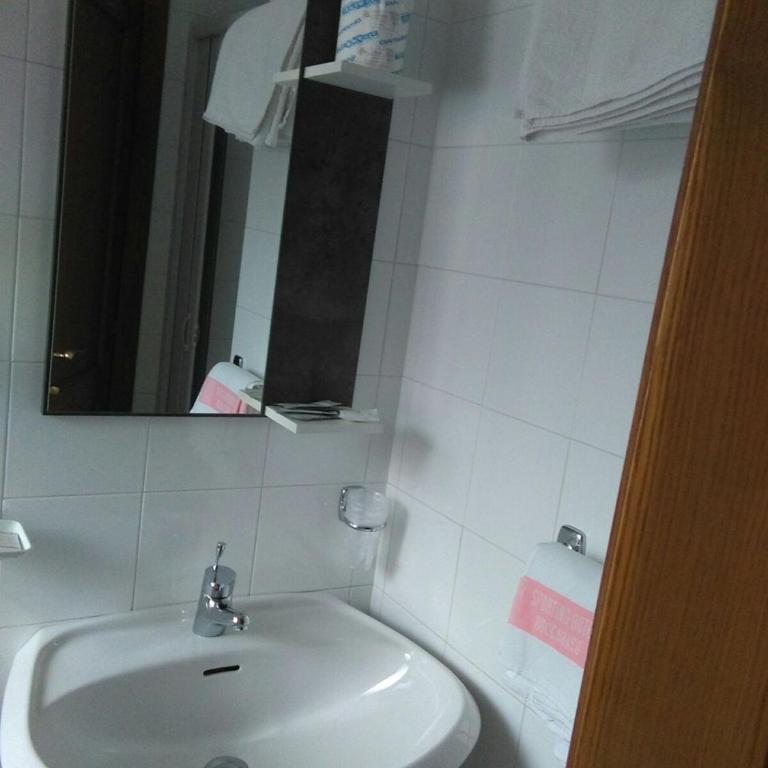 Hotel Sporting - Habitación Familiar (2 adultos + 2 niños) - Edificio independiente - 2