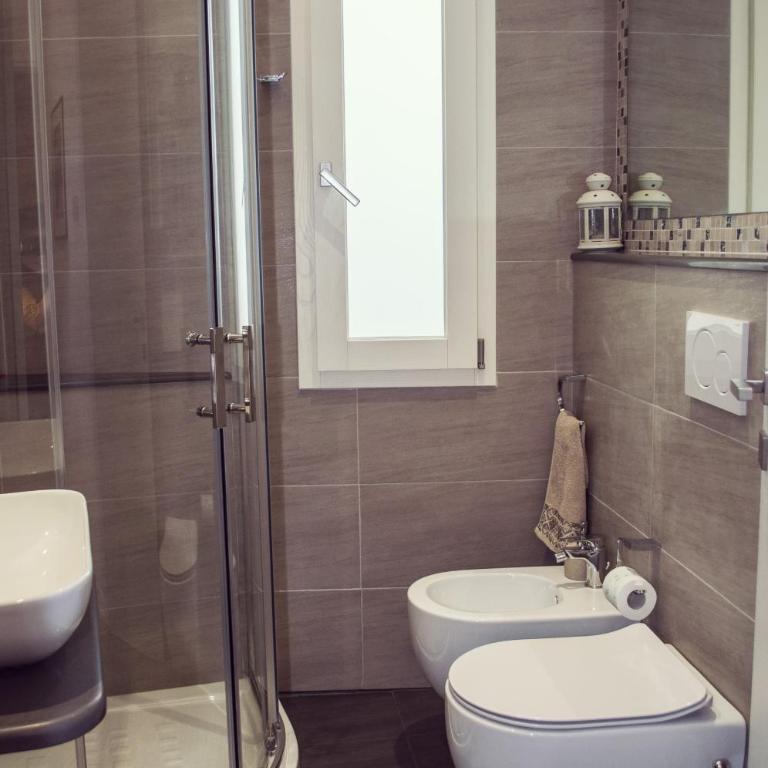 Casa Giulia - Deluxe Double Room with Private Bathroom - 7