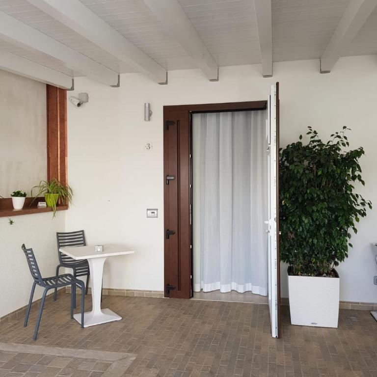 Hotel Perla Gaia - Camera Quadrupla Economy - 3