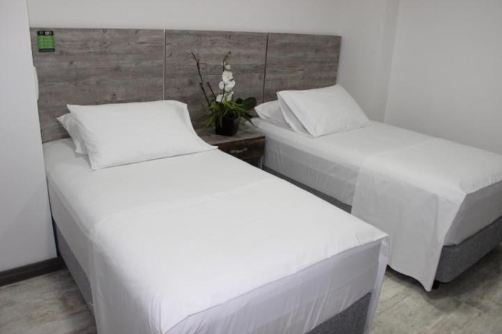 ARI Hotel - Habitación Doble - 2 camas - 4