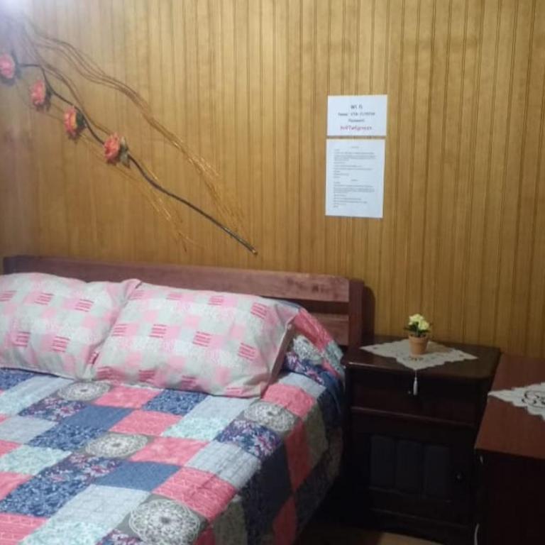 "Mi Hostal Tu Casa" Hostal Familiar SOLO EMPRESAS, TURISTAS y VIAJEROS Espacio para BICICLETAS y MOTOS - Habitación Doble - 2