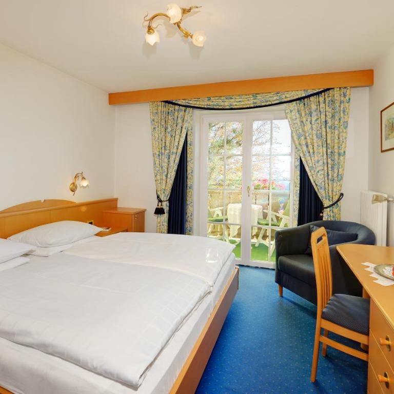 Hotel Dolomitenblick - Standard Doppelzimmer mit Balkon - 1