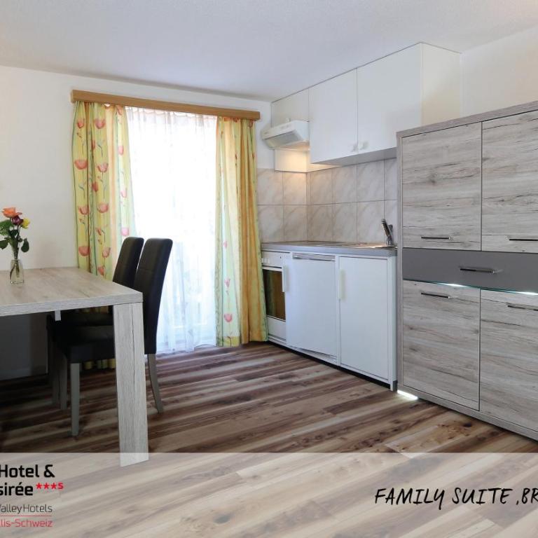 Family Hotel Desirée - Familiensuite - 3