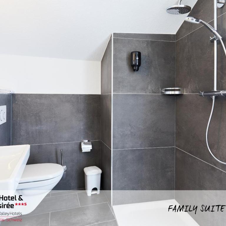 Family Hotel Desirée - Familiensuite mit Balkon - 7