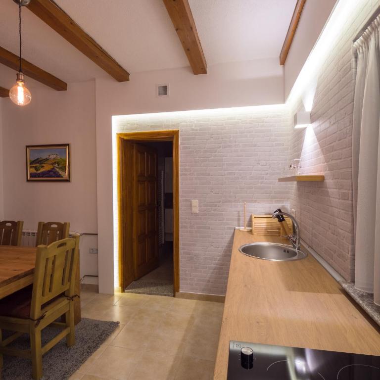 Apartments Bergkranc - Luxury Quadruple Room - 10