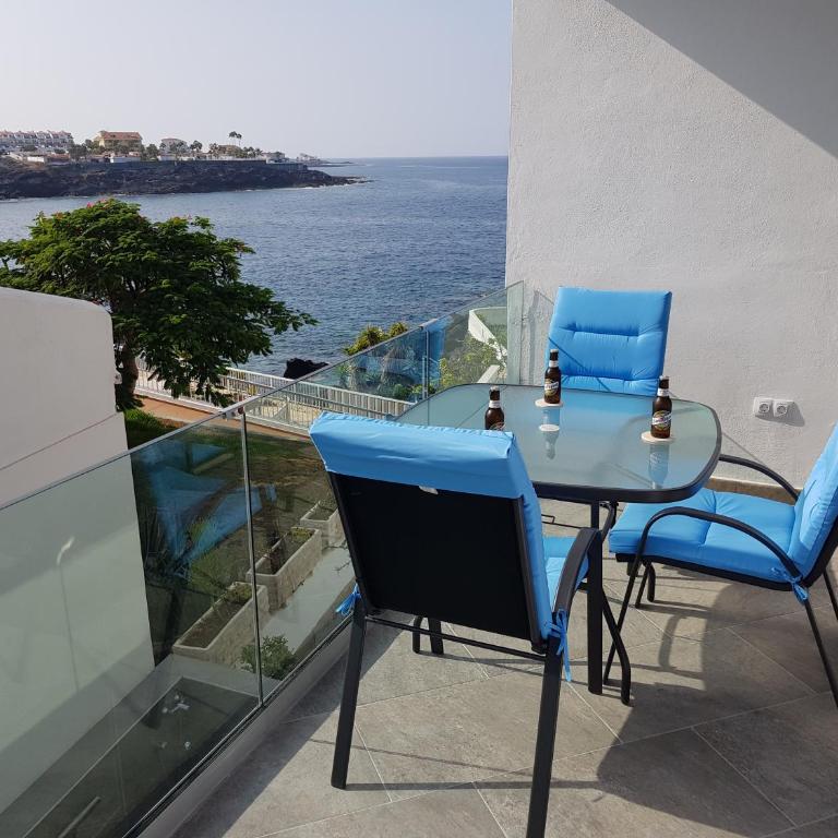 Coastal Hideaway - Casa - 25