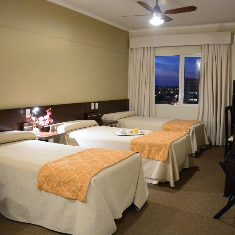 Hotel Cuatro Plazas - Standard Triple Room - 2