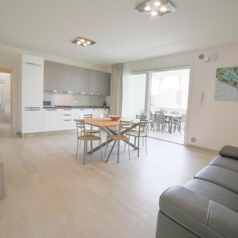 Domus Fiorita - Appartamento con 3 Camere da Letto - 22