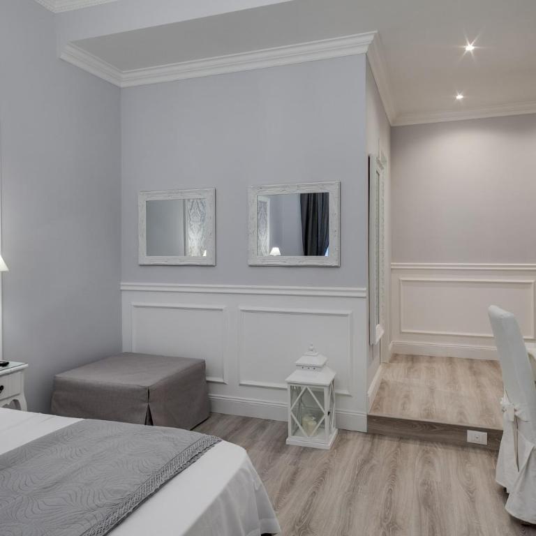 Charme & Chic Luxury - Superior Triple Room - 13