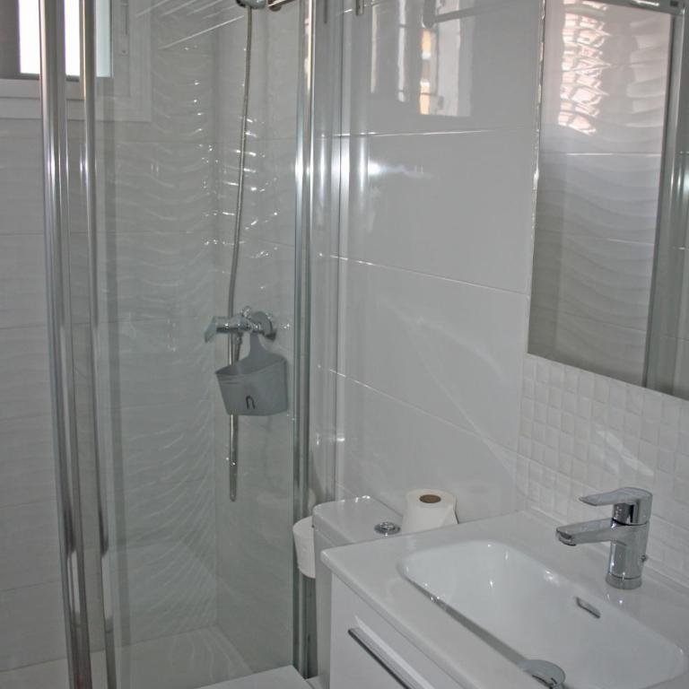 Apartamentos Angelita Plaza Beach - Apartment - 22