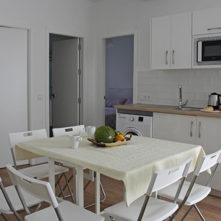 Apartamentos Angelita Plaza Beach - Apartment - 27