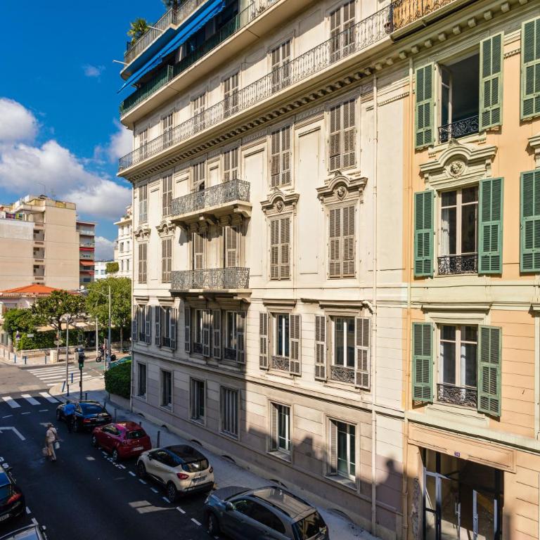 Nice Central Art Deco Flat 45 m² - Appartement - 15