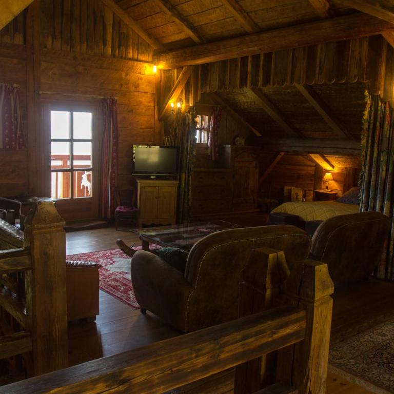 Reine des Aravis - chalet isolé - Chalet - 12