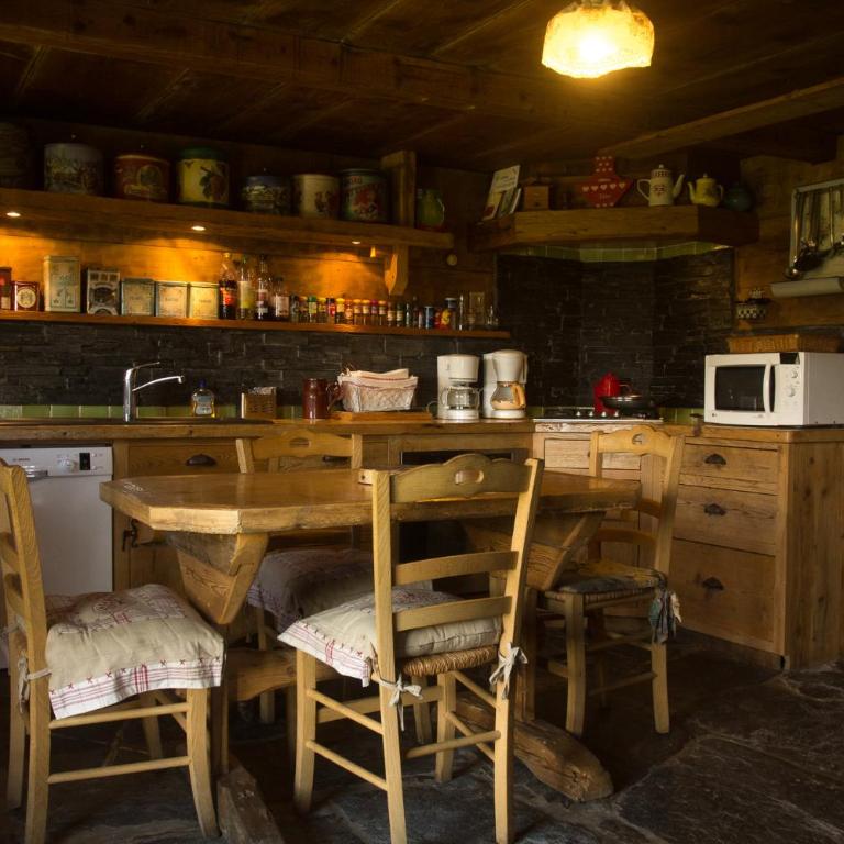 Reine des Aravis - chalet isolé - Chalet - 7