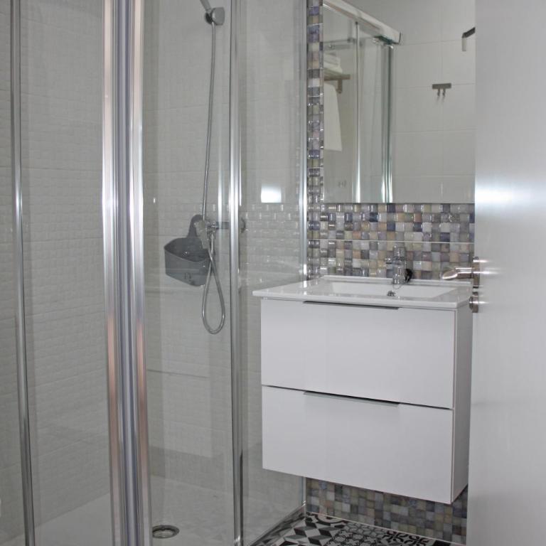 Apartamentos Angelita Plaza Beach - One-Bedroom Apartment - 23