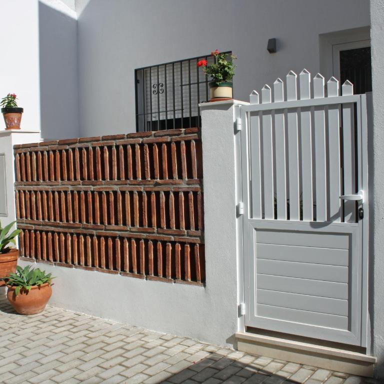 Apartamentos Angelita Plaza Beach - Apartment - 5