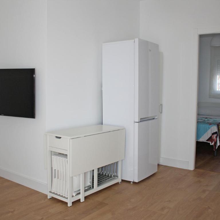Apartamentos Angelita Plaza Beach - Apartment - 6