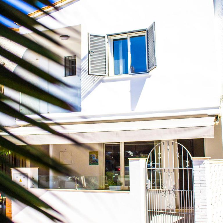 LA CARIHUELA - TORREMOLINOS ALQUILER DE CASA VACACIONAL MALAGA - Vacation Home - 10