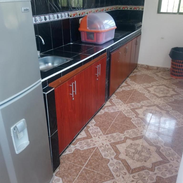 Hostal Casa Yhoanny - Habitación Doble con baño privado - 32