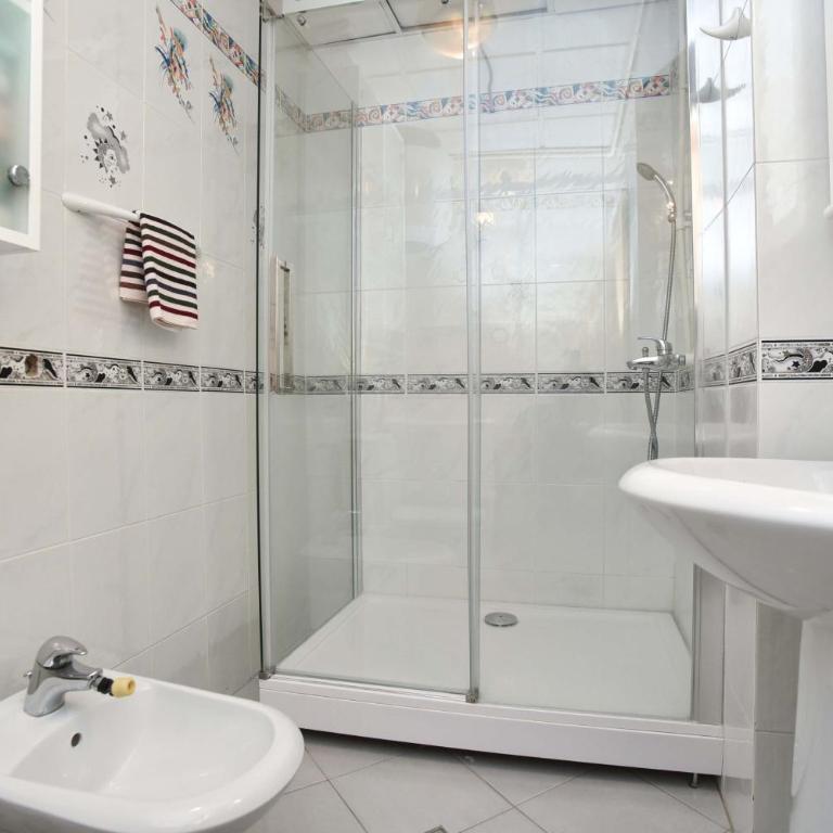 Comfort Inn Old Town - Penthaus Apartman - 5