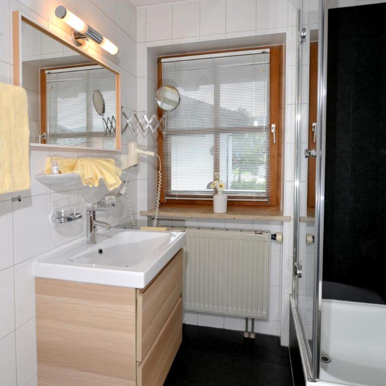 Sonnhof's Ferienresidenz - Doppelzimmer Komfort - 4