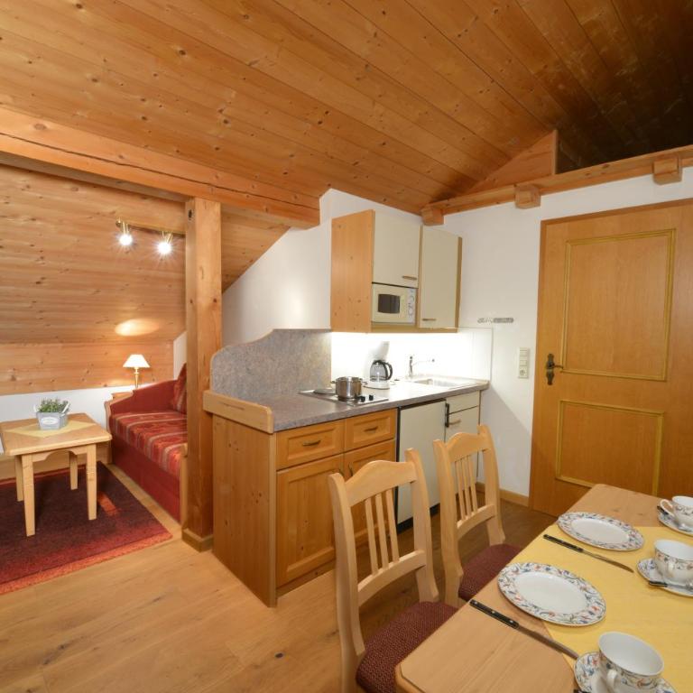 Sonnhof's Ferienresidenz - Apartment mit 1 Schlafzimmer - Dachgeschoss - 2