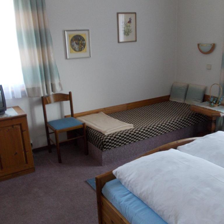 Landhaus Griesser - Doppelzimmer mit Balkon - 4