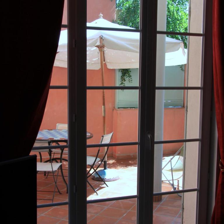 Appartement Avec Patio Et Garage Centre Ville Et Plage - Apartment - Erdgeschoss - 8