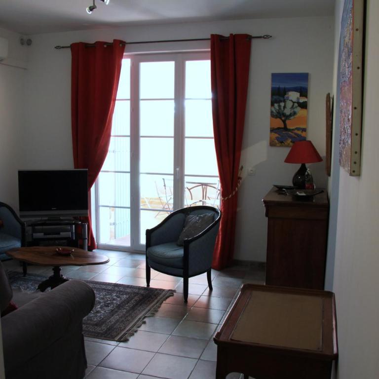 Appartement Avec Patio Et Garage Centre Ville Et Plage - Apartment - Erdgeschoss - 14