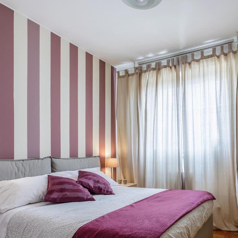 Downtown Milano - Two-Bedroom Apartment with Balcony - 6