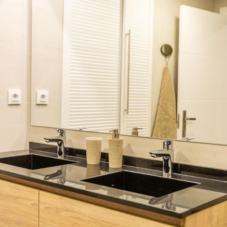 Luxury Apartment Alcazaba by Nagoa Homes - Apartment - 5