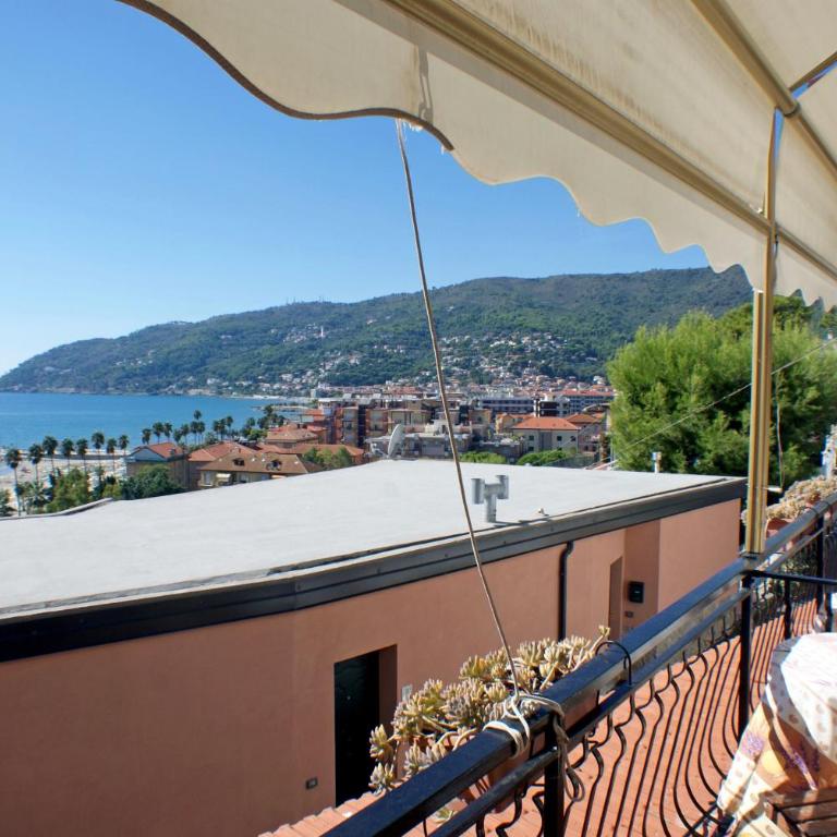 Albergo La Pineta - Camera Matrimoniale/Doppia con Letti Singoli con Vista Mare - 11