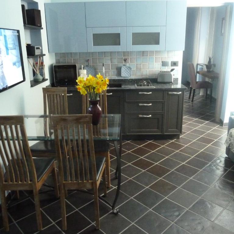 Casa Orefici, 4 Apartments in front of Aquarium! - Appartamento Superior - 1