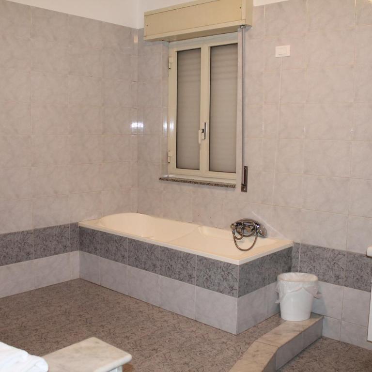 B&B Brezza Marina & Ristorante Shoreline - Chambre Triple avec Balcon - 20