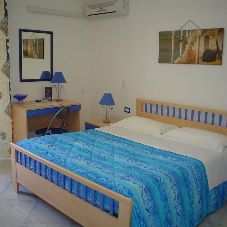B&B Brezza Marina & Ristorante Shoreline - Chambre Double avec Balcon - 26