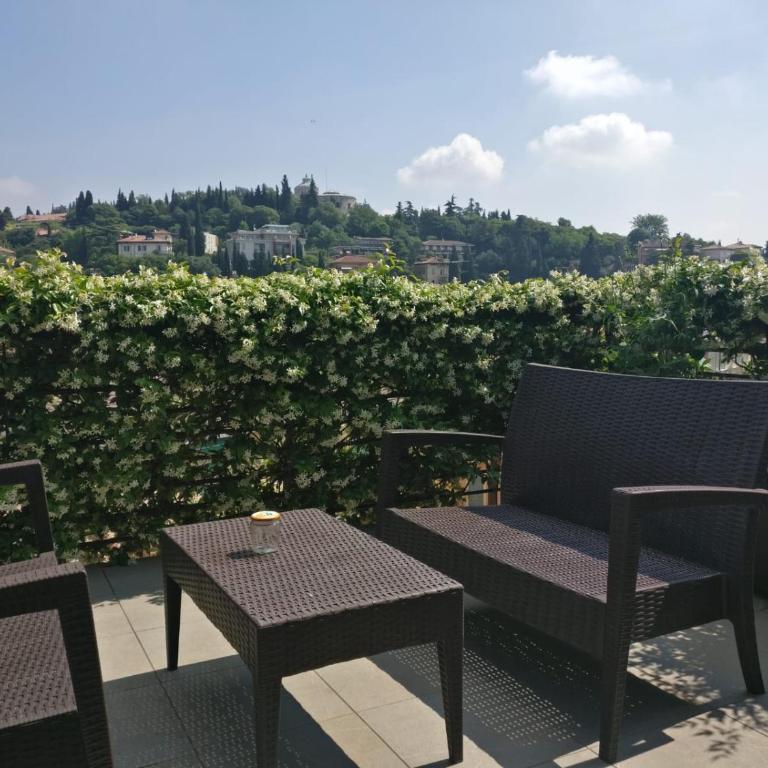 Nuova Opera Rooms & Apartments - Appartamento con Terrazza e Balcone - 3