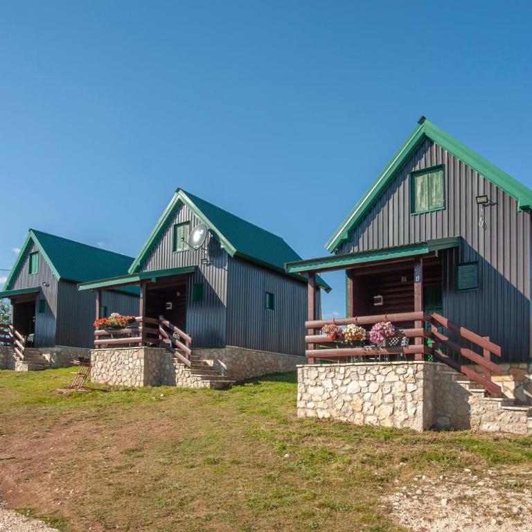 Woodland ABC - Two-Bedroom House - 1
