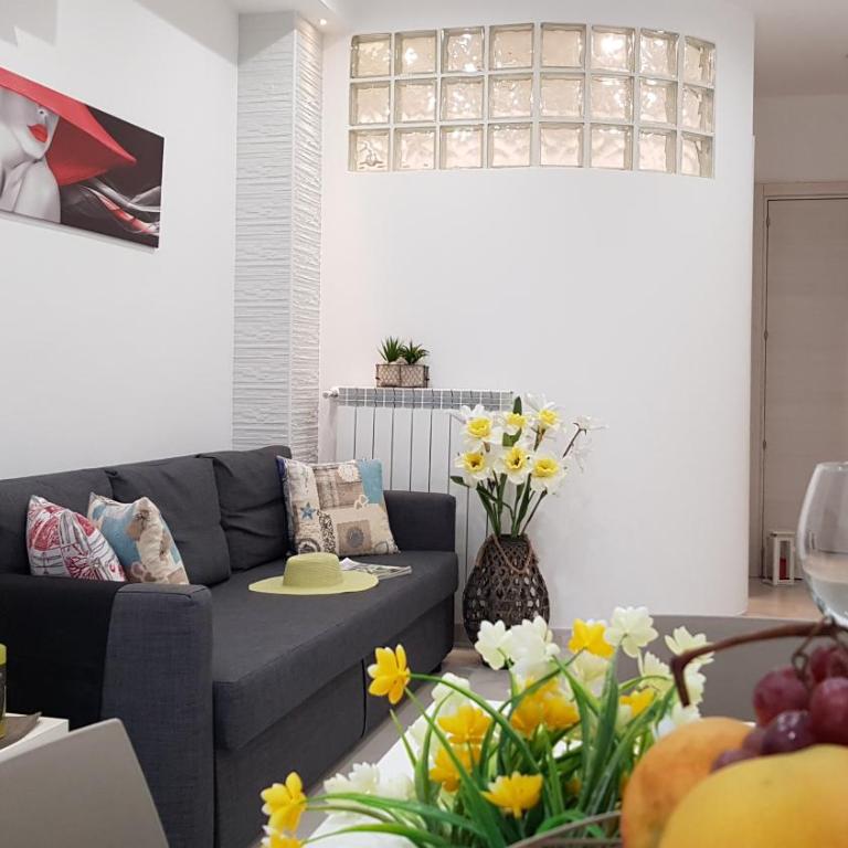 Martin Holiday Apartments - Deluxe Apartment - 13