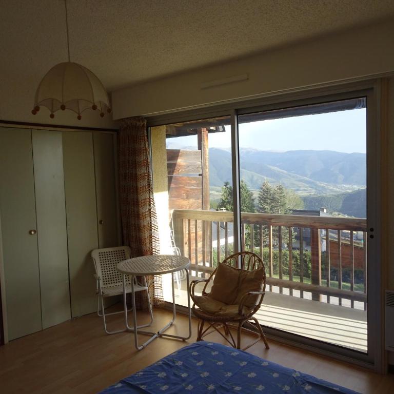 Les Sorbiers - Grand T4 ensoleillé avec Vue Panoramique - Appartement - 16