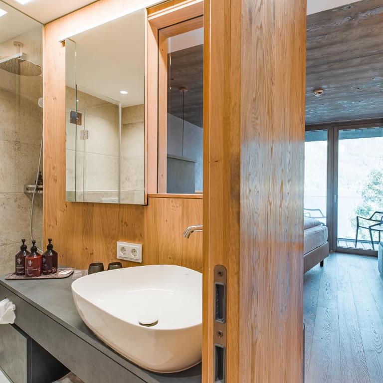 Seehotel Einwaller - adults only - Doppelzimmer mit Panoramablick - 2
