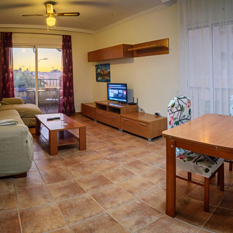 Apartamento 90 m2 en la mejor zona de Roquetas - Three-Bedroom Apartment - 5