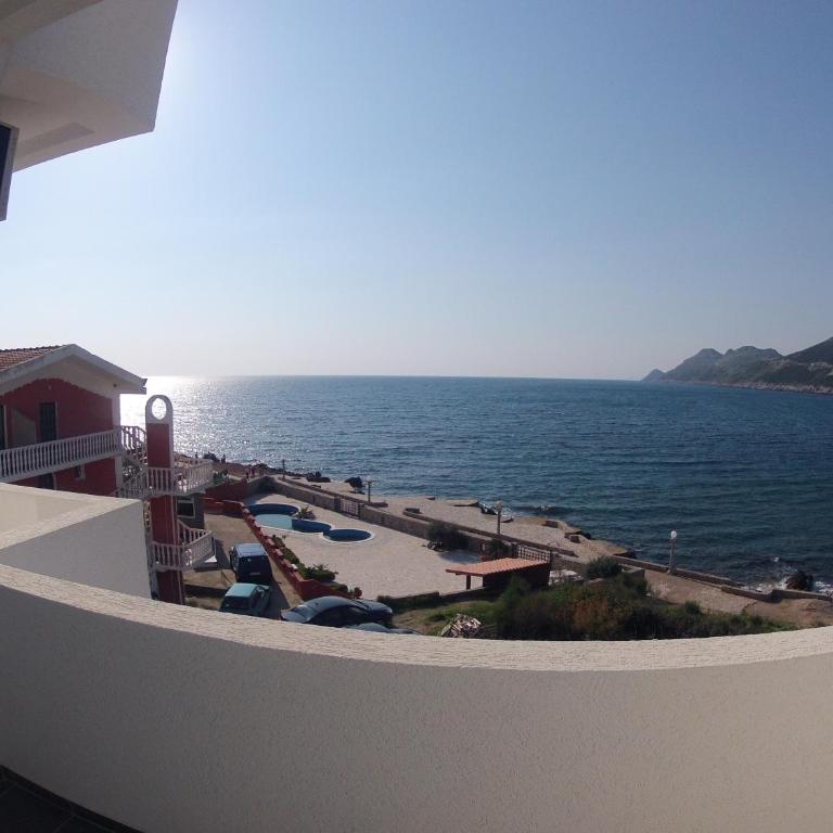 Apartments Atlantis - Studio with Balcony and Sea View (3 Adults) - 6