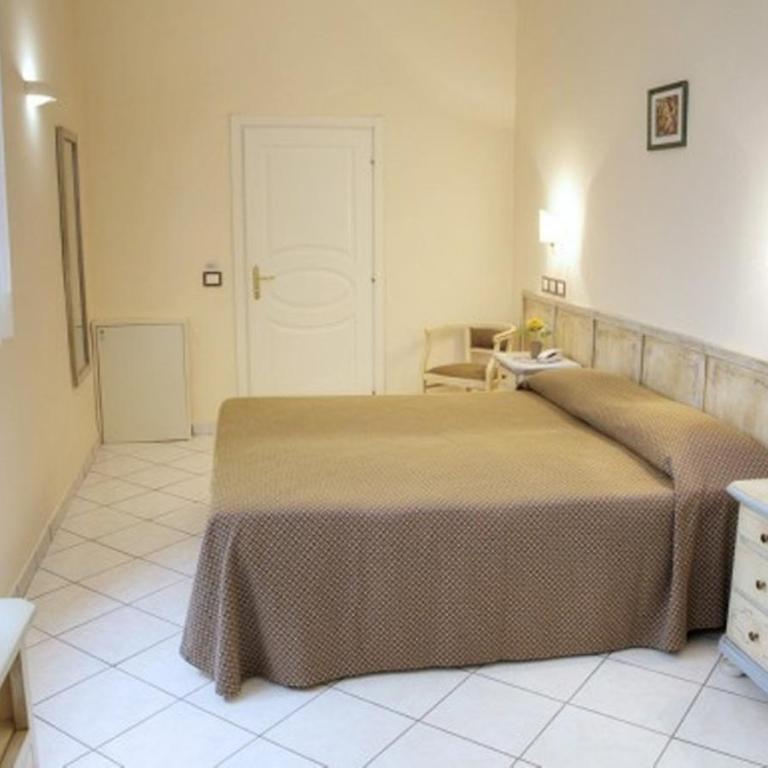Villa Santa Margherita - Albergo - Camera Matrimoniale/Doppia con Letti Singoli - 4